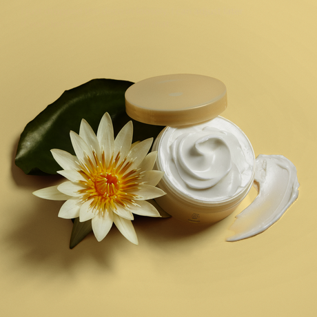 Satin Shea Creme Mary Kay